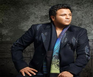 مصر اليوم - محمد فؤاد لـمصر اليوم: أجمل لحظات حياتي أقضيها مع الأيتام