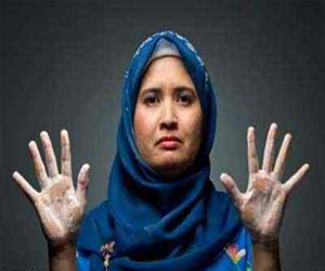   مصر اليوم - امرأة تستحم 25 مرة وتغسل يديها 300 مرة يوميًا