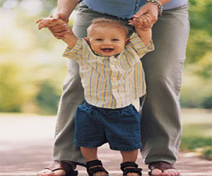   مصر اليوم - تحديد سن المشي عند الأطفال لايرتبط بتأخر نموهم العقلي