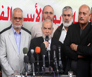   مصر اليوم - بحر يطالب مصر بالتدخل لإنقاذ حياة الأسرى الفلسطينيين