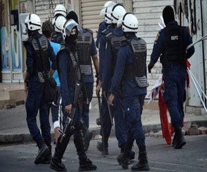   مصر اليوم - إعتقال 4 هاجموا بناءًا حكوميًا بالمولوتوف في البحرين