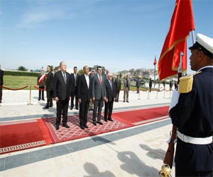   مصر اليوم - المرزوقي وبن جعفر والعريض يحتفلون بـعيد الشهداء