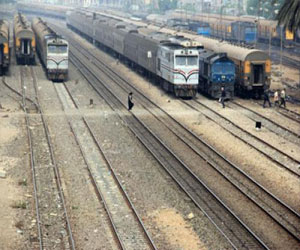   مصر اليوم - السكك الحديدية تؤكد انتظام حركة القطارات 80%