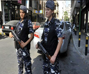   مصر اليوم - قنبلة في حي شيعي مكتوب عليها جبهة النصرة في بيروت