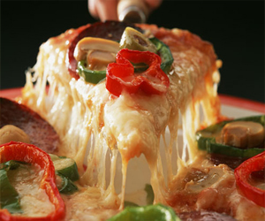   مصر اليوم - بيتزا الدجاج بصلصة الباربكيو