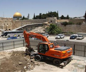   مصر اليوم - إسرائيل تواصل حفرياتها في ساحة البراق