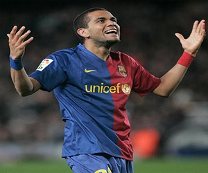   مصر اليوم - ألفيس: وجود ميسي يرفع معنويات اللاعبين