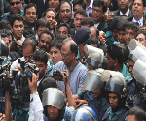   مصر اليوم - مقتل 4 أشخاص في اشتباكات بين محتجين والشرطة في بنغلادش