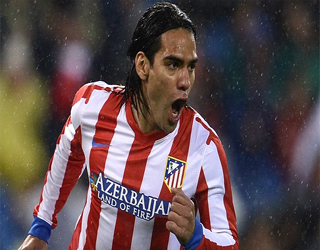 مصر اليوم - يونايتد يضم فالكا ويوجه صفعة لمنافسيه