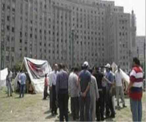   مصر اليوم - انسياب مروري وغياب للجان الشعبية في ميدان التحرير