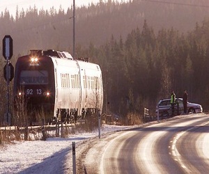   مصر اليوم - مراهقان نروجيان يعيدان مبلغًا  62 ألف يورو نسي في حقيبة في القطار