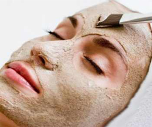 مصر اليوم - ماسك الخميرة لتنظيف البشرة من الأتربة