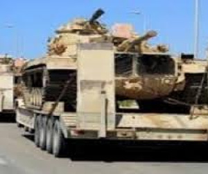   مصر اليوم - تزويد الحواجز الأمنية في جنوب سيناء بأسلحة ثقيلة