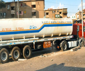 مصر اليوم - ضبط 2 طن سولار قبل بيعها في السوق السوداء في المنيا