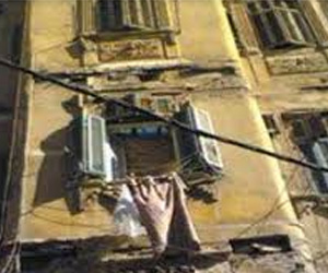   مصر اليوم - الحماية المدنية في الإسكندرية تنجح في إنزال سيدة محتجزة في عقار