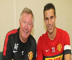   مصر اليوم - فيرغسون: فان بيرسى كاد يقتلنى أثناء أحتفاله بهدفه فى ستوك سيتى