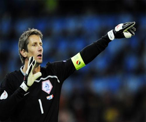   مصر اليوم - فان دير سار: دي خيا عانى من فترات صعبة ولكنه رائع