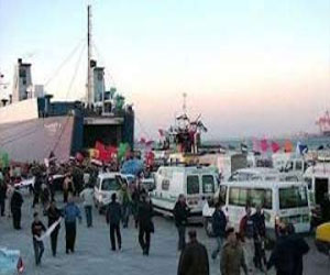   مصر اليوم - إصابة عميد شرطة أثناء السيطرة على أحداث شغب في ميناء سفاجا