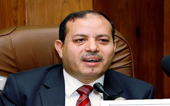   مصر اليوم - شباب الثورة تطالب بمحاكمة وزير الإعلام بعد سخريته من صحافية