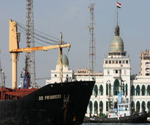   مصر اليوم - ضبط 50 مليون سيجارة مقلدة في ميناء بورسعيد قبل تهريبها