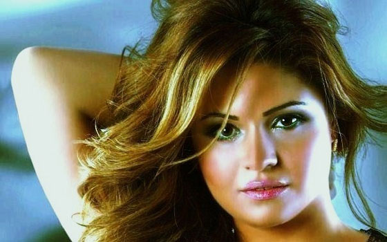 مصر اليوم - أجسد فتاة ريكلام بعيدًا عن المشاهد الساخنة