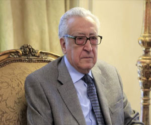   مصر اليوم - الإبراهيمي يغادر القاهرة متوجهًا إلى نيويورك