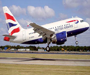   مصر اليوم - حالة ولادة تتسبب فى هبوط اضطراري لطائرة في مطار الكويت