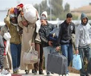   مصر اليوم - عودة 12 مصريًا رحلتهم السلطات الليبية