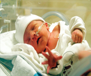   مصر اليوم - الموسيقى الحية تساعد الأطفال المبتسرين على التنفس والنوم