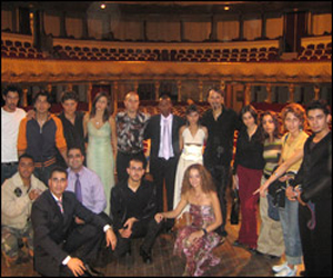 مصر اليوم - لعب ووهم مسرحية عراقية تفوز في مهرجان فكيك