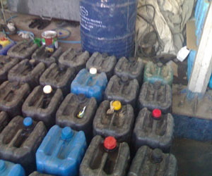   مصر اليوم - ضبط كميات من الوقود والبوتاغاز قبل بيعهم بالسوق السوداء في الإسماعيلية