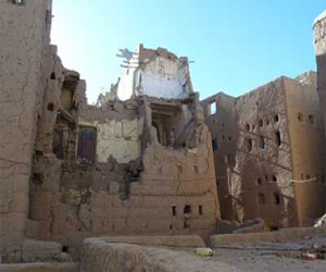   مصر اليوم - انهيار منزل على رؤوس ساكنيه في اليمن لسبب الأمطار