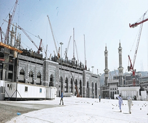   مصر اليوم - مفتي السعودية يجيز هدم الآثار لتوسعة الحرمين الشريفين