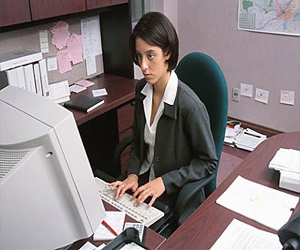   مصر اليوم - عمل المرأة ليلاً يعرضها للإصابة بسرطان الثدي