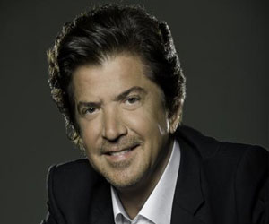 مصر اليوم - اسرائيلي يسرق أغنية وليد توفيق إنزل يا جميل عالساحة