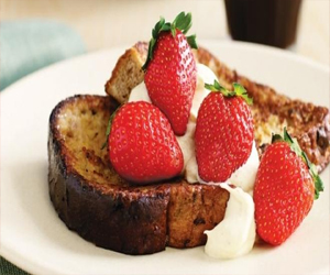   مصر اليوم - توست الفراولة والكريمة