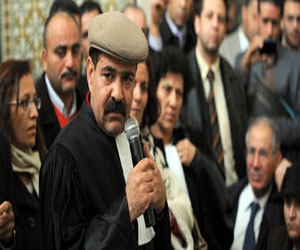   مصر اليوم - وزير الداخلية التونسي يرجح هروب قتلة بلعيد خارج البلاد