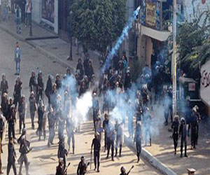   مصر اليوم - اقتحام محكمة استئناف المنصورة ورشقها بزجاجات المولوتوف