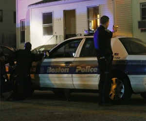   مصر اليوم - مقتل شرطي خلال تبادل لإطلاق النار في معهد بوسطن