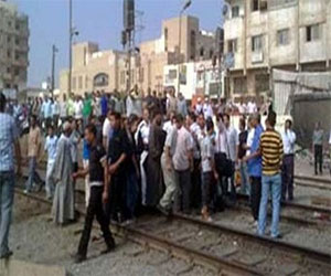 مصر اليوم - مقتل أسرة تحت عجلات قطار في الإسماعيلية