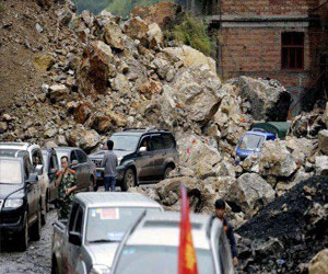   مصر اليوم - ارتفاع ضحايا زلزال الصين إلى 105 قتلى وإصابة عشرات الآلاف