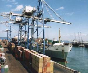   مصر اليوم - وصول 35 ألف طن ذرة من أوكرانيا إلى ميناء الإسكندرية