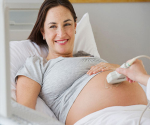   مصر اليوم - مزايا إبرة الولادة من دون ألم