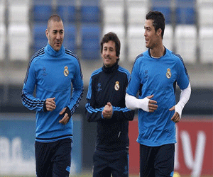 مصر اليوم - بنزيمة جاهز لمباراة بروسيا دورتموند