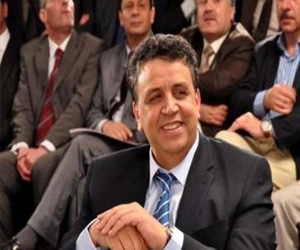 مصر اليوم - العدالة والتنمية يحتكر الملفات الكبرى لتحقيق مكاسب سياسية