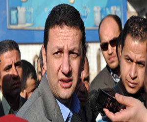   مصر اليوم - وزير التموين يلتقي وفدًا من أصحاب المخابز في أبو سمبل