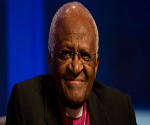   مصر اليوم - ديزموند توتو يدخل مستشفى  في جنوب أفريقيا للعلاج