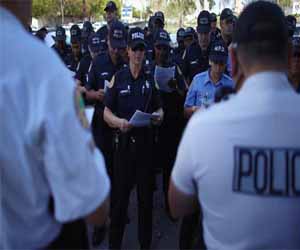   مصر اليوم - ميشا أرميني أحمر اللحية غيّر أسرة تسارناييف