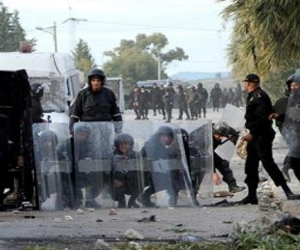   مصر اليوم - إصابة رجال أمن في تونس جراء لغم أرضي