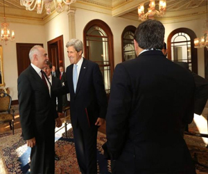   مصر اليوم - كيري يجتمع مع وزراء خارجية لجنة مبادرة السلام العربية